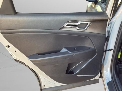 New 2026 Kia Sportage S image 15