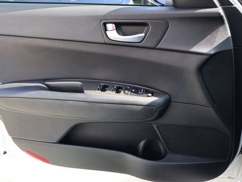 Used 2020 Kia Optima LX FWD image 31
