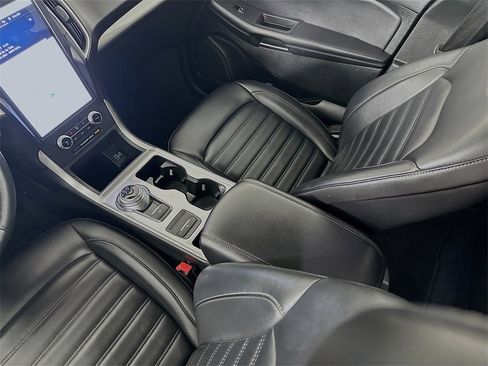 Used 2023 Ford Edge SEL image 27