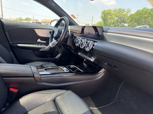Used 2025 Mercedes-Benz CLA 250 image 18