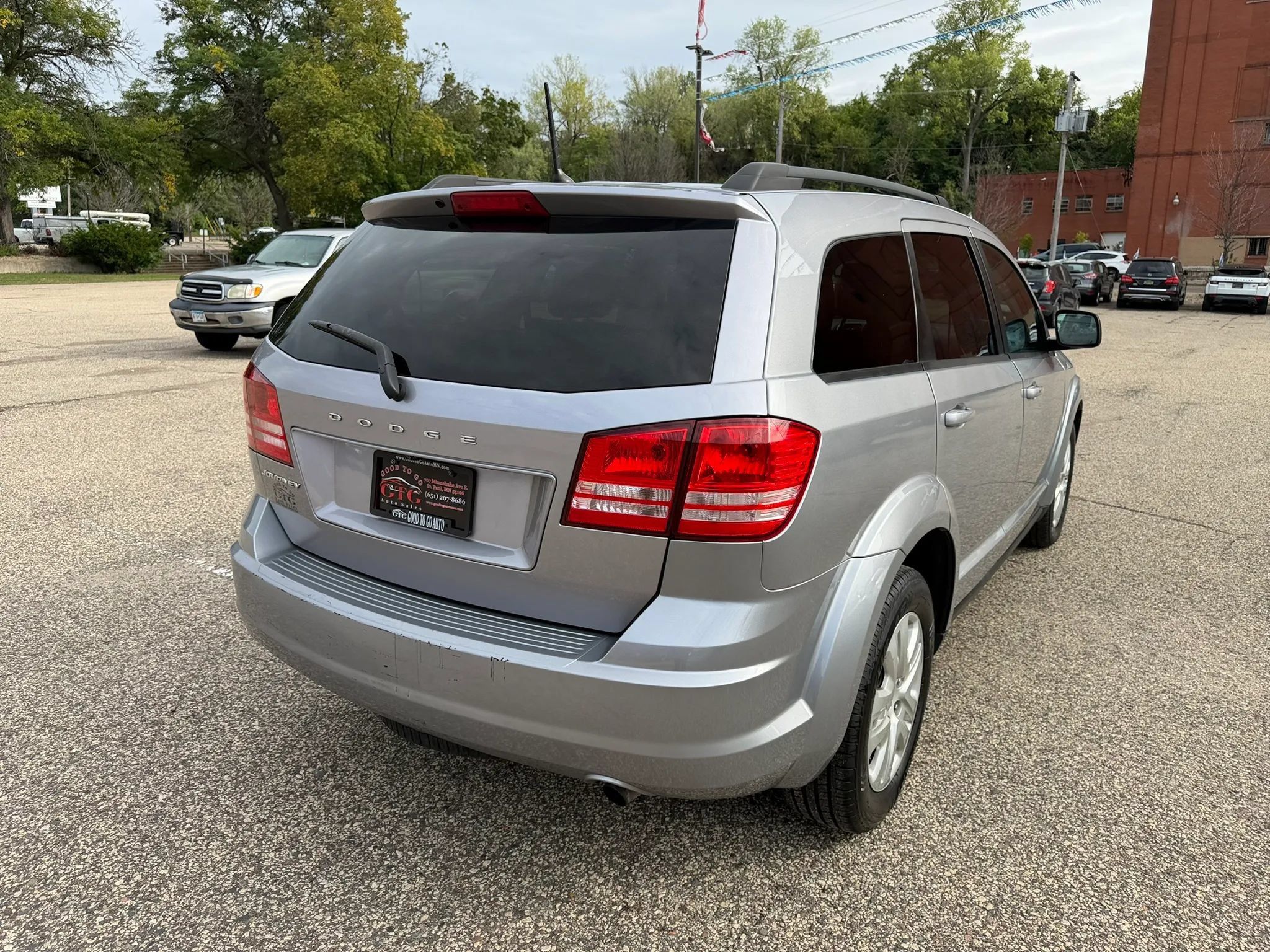 Used 2018 Dodge Journey SE FWD image 6