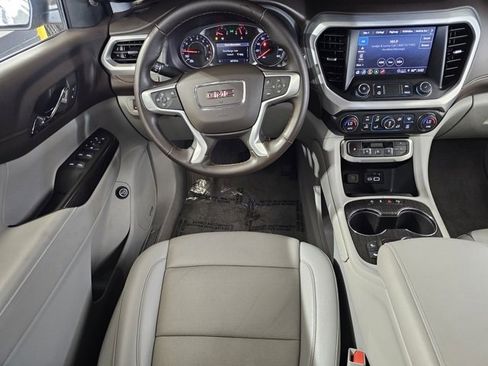 Used 2023 GMC Acadia SLT image 36