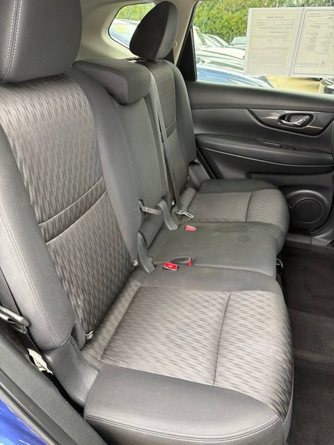 Used 2018 Nissan Rogue SV w/ Premium Package AWD/4WD image 13