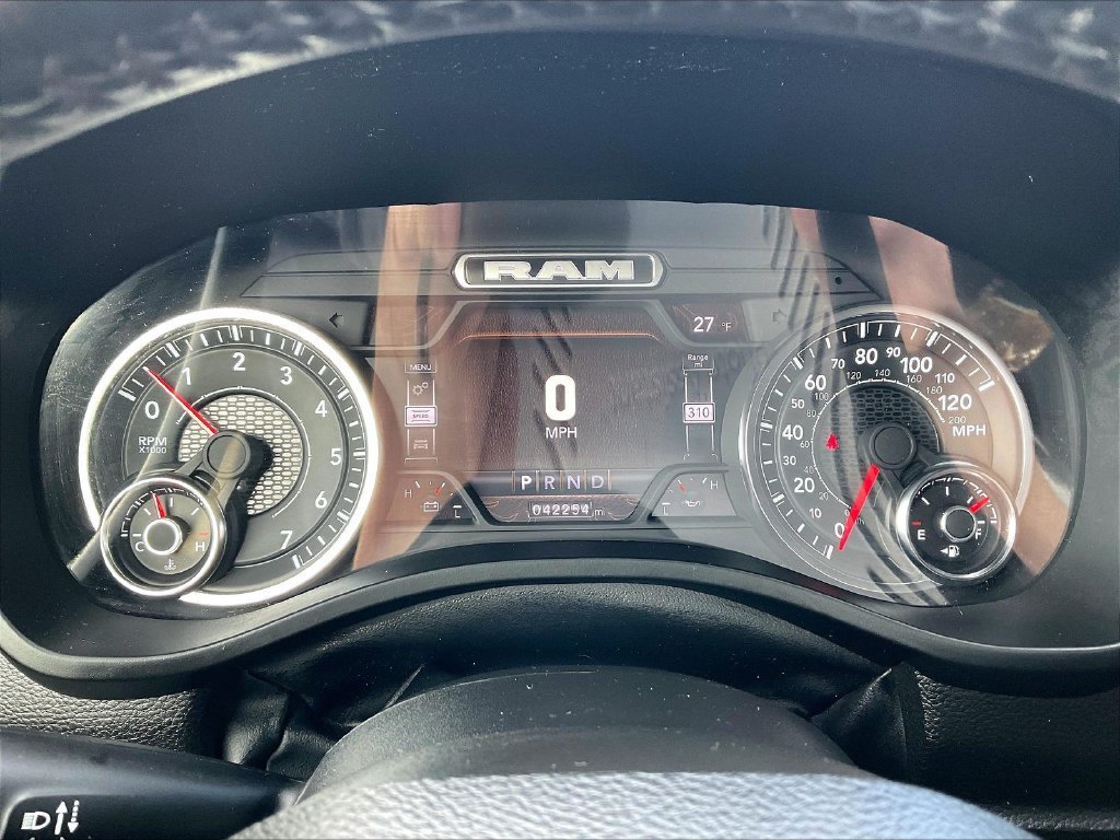 Used 2023 RAM 1500 Laramie AWD/4WD image 23
