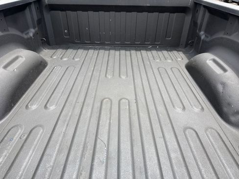 Used 2020 RAM 1500 Laramie AWD/4WD image 11