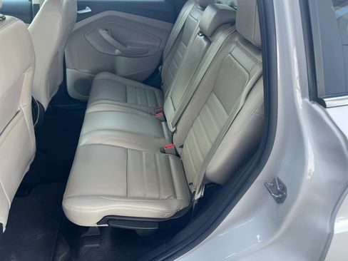 Used 2018 Ford Escape Titanium AWD/4WD image 11