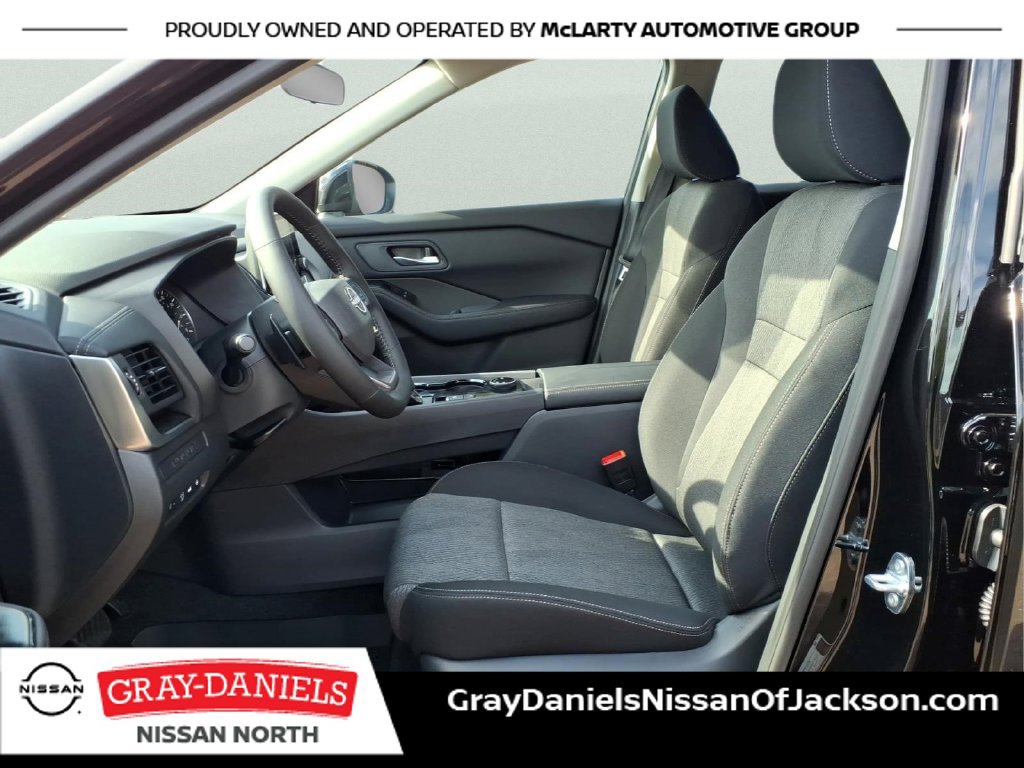 Certified 2026 Nissan Rogue SV AWD/4WD image 27