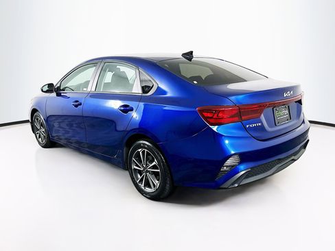 Used 2022 Kia Forte LXS FWD image 5