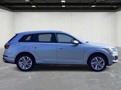 Used 2024 Audi Q7 3.0T Premium Plus AWD/4WD image 4
