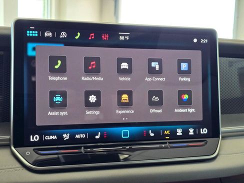 New 2026 Volkswagen Tiguan SE AWD/4WD image 29