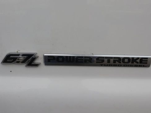 Used 2016 Ford F650 2WD Crew Cab Super Duty image 52