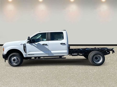 New 2026 Ford F350 XL image 8