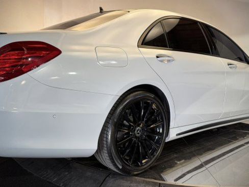 Used 2016 Mercedes-Benz S 550 Sedan image 38