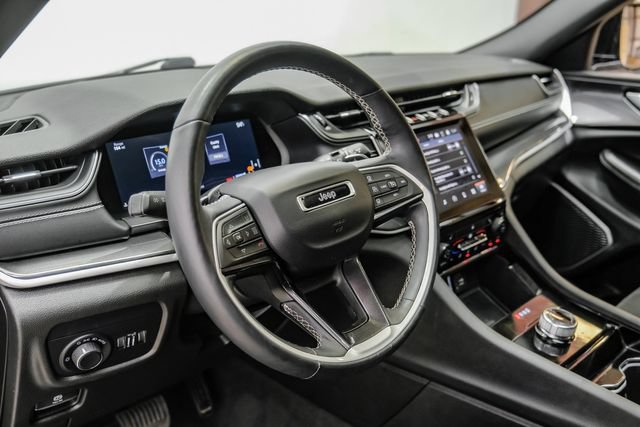 Used 2021 Jeep Grand Cherokee L Laredo RWD image 21