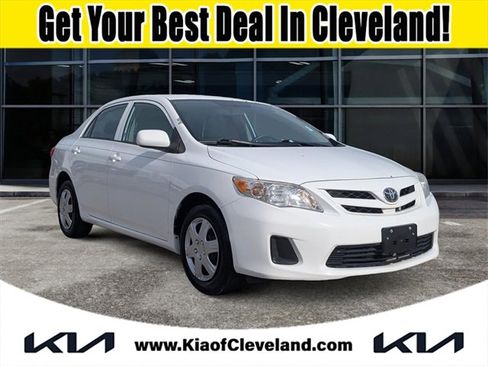 Used 2013 Toyota Corolla L image 1