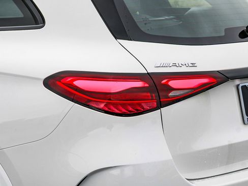 New 2026 Mercedes-Benz GLC 43 AMG 4MATIC image 11