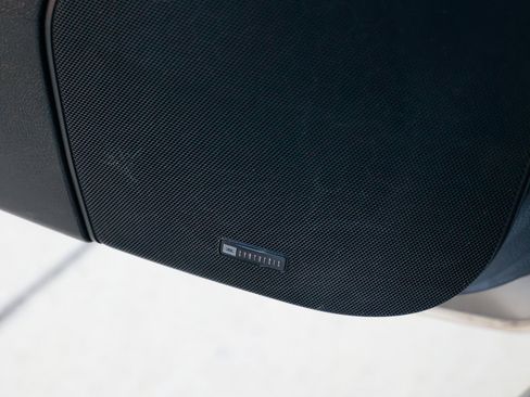 Used 2017 Toyota Land Cruiser image 56