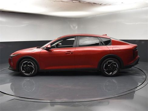 Certified 2025 Kia K4 EX image 5