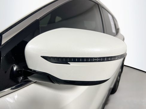 Used 2020 Nissan Murano S w/ Technology Package FWD image 13
