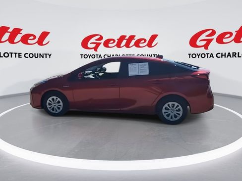 Used 2022 Toyota Prius LE image 5