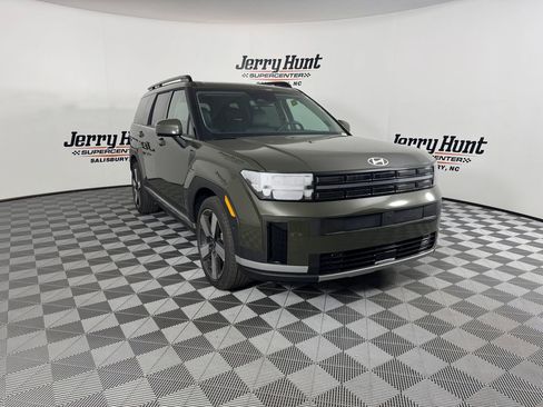 Used 2025 Hyundai Santa Fe Limited image 8