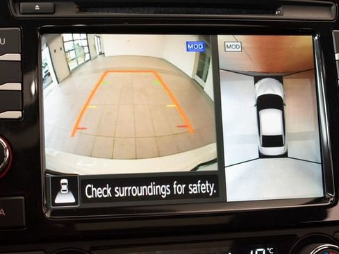 Used 2023 Nissan Maxima SR FWD image 28