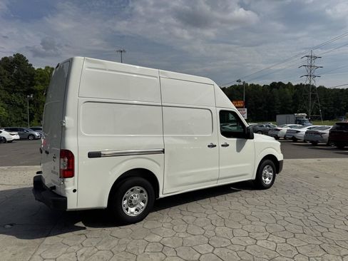 Used 2018 Nissan NV 2500 SV RWD image 10