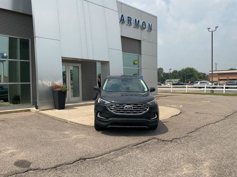 Used 2022 Ford Edge SEL image 8