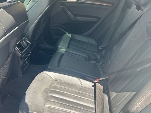 Used 2019 Audi Q5 2.0T Premium Plus w/ Premium Plus Package AWD/4WD image 10