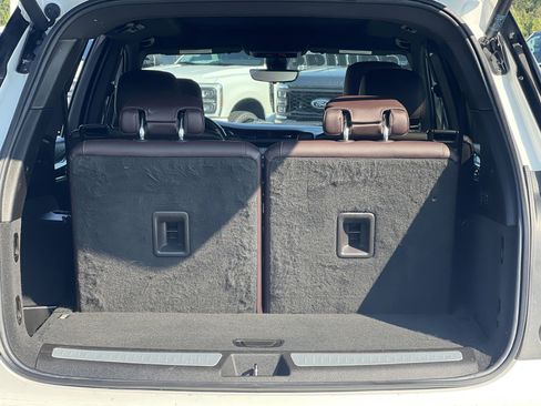 Used 2022 Cadillac XT6 Premium Luxury w/ Technology Package image 25