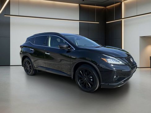 Used 2024 Nissan Murano SV w/ SV Midnight Edition Package FWD image 8
