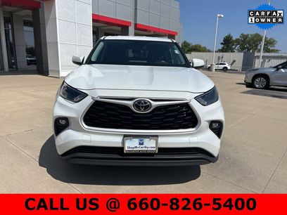 Used 2023 Toyota Highlander LE
