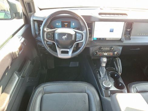 Used 2025 Ford Bronco Badlands AWD/4WD image 11