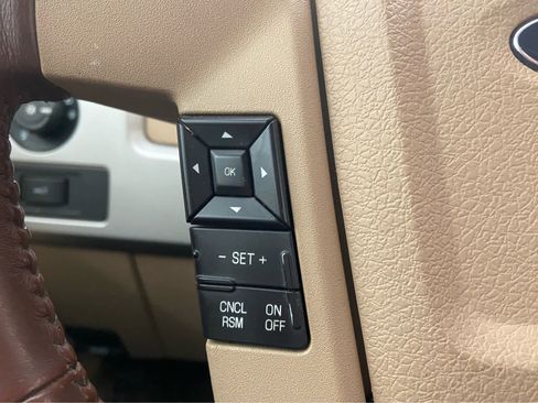 Used 2014 Ford F150 King Ranch w/ King Ranch Luxury Package image 22