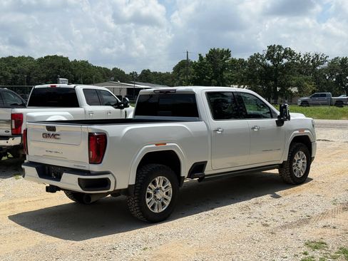 Used 2023 GMC Sierra 2500 Denali w/ Denali Ultimate Package AWD/4WD image 3