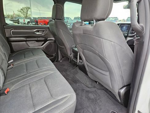 Used 2019 RAM 1500 Big Horn AWD/4WD image 32
