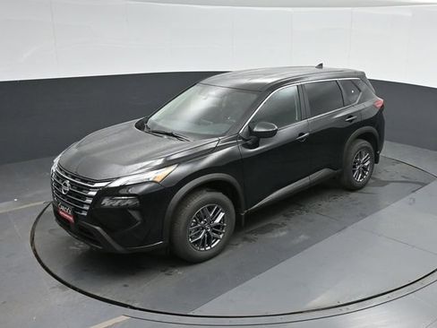 New 2026 Nissan Rogue S image 34