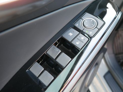 Used 2025 Lexus IS 350 F Sport image 19