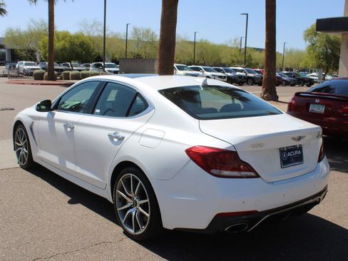 Used 2021 Genesis G70 3.3T RWD image 4