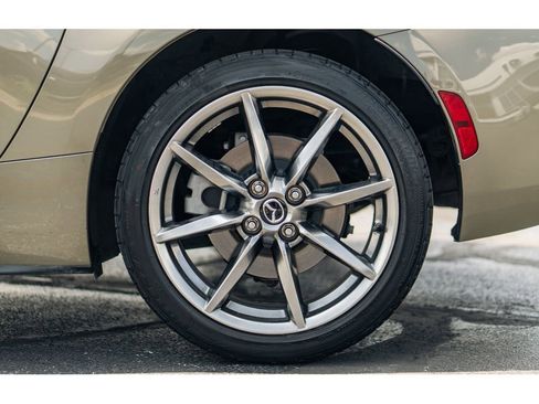Used 2023 MAZDA MX-5 Miata Grand Touring w/ Weather Package image 5