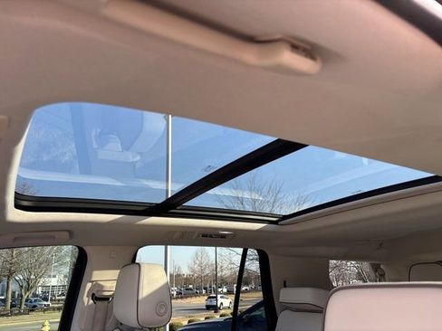 Used 2022 GMC Yukon Denali image 22