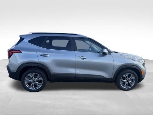 Used 2024 Kia Seltos S AWD/4WD image 25