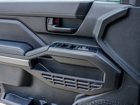 New 2026 Toyota Tacoma 2WD Double Cab image 17