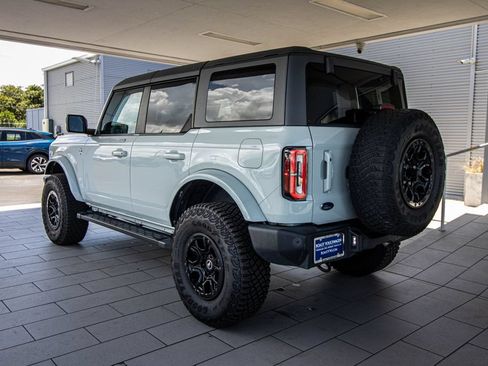 Used 2023 Ford Bronco Outer Banks AWD/4WD image 13