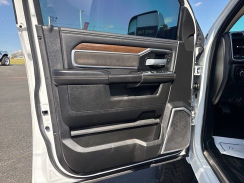Used 2022 RAM 2500 Laramie image 10