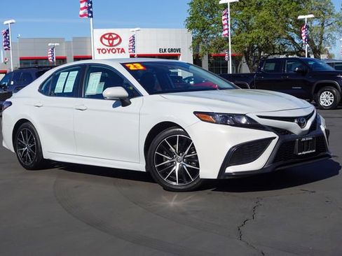 Certified 2023 Toyota Camry SE image 7