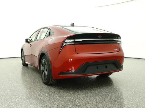 New 2026 Toyota Prius SE image 15
