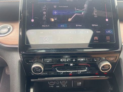 Used 2021 Jeep Grand Cherokee L Summit w/ MOPAR Finishing Package image 59