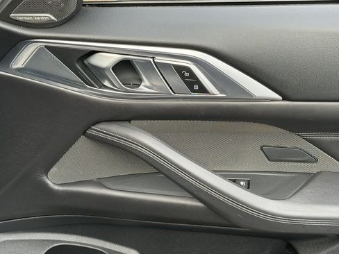 Used 2021 BMW M4 Competition w/ Executive Package image 36