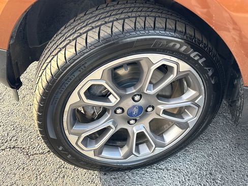 Used 2018 Ford EcoSport Titanium image 12